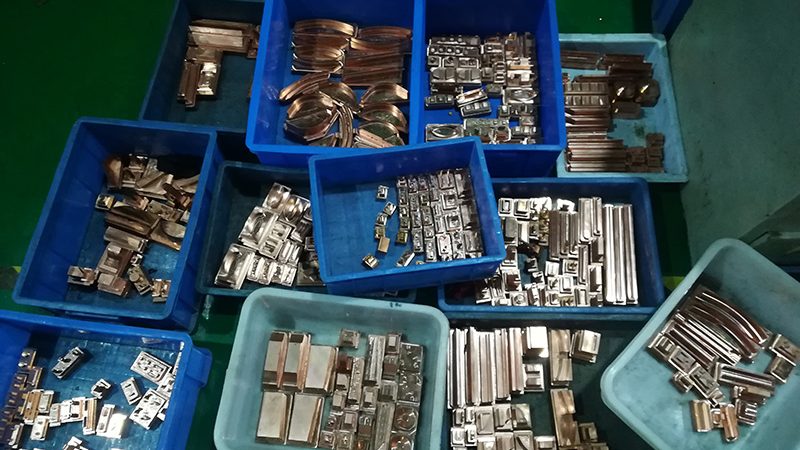双色模具：揭秘其制造工艺与报价构成