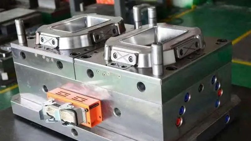 高精度医疗注塑模具：揭秘其报价背后的关键因素**